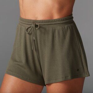 Tavi Lounge Waffle Short in Olive